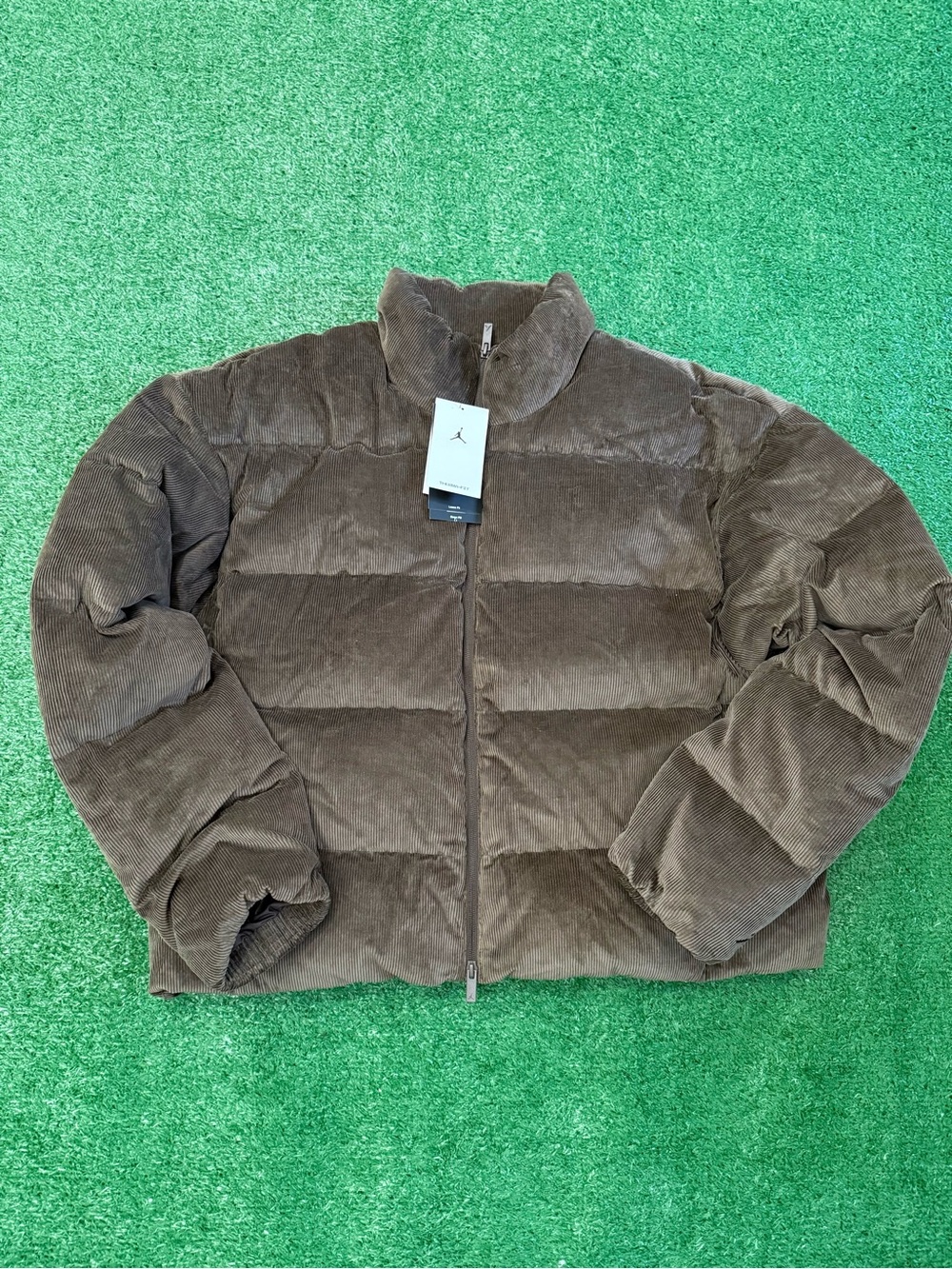 Air Jordan Flight Down Corduroy Puffer Jacket – Men’s Large – Brand New